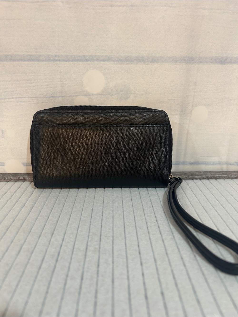 Coach Darcy leather east/west universal wristlet silver/ black F68079 - Picture 2 of 6